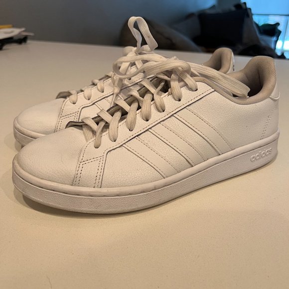 Adidas Grand Court Sneaker - Women's 8.5 | Like NEW! - Picture 4 of 8